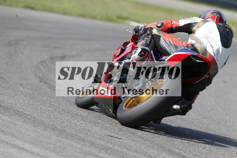 /45 10.08.2025 Plüss Moto Sport ADR/Freies Fahren/555
